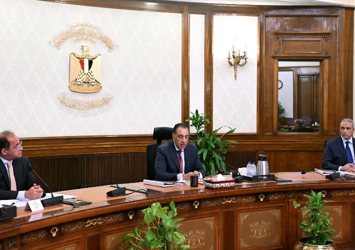 مدبولي خلال اجتماع متابعة مستجدات الموقف التنفيذي لمشروعات الطاقة الجديدة