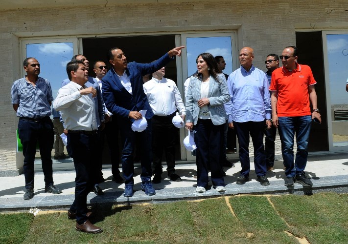 مدبولي أثناء جولته اليوم بمركز مارينا السياحي بمدينة العلمين الجديدة