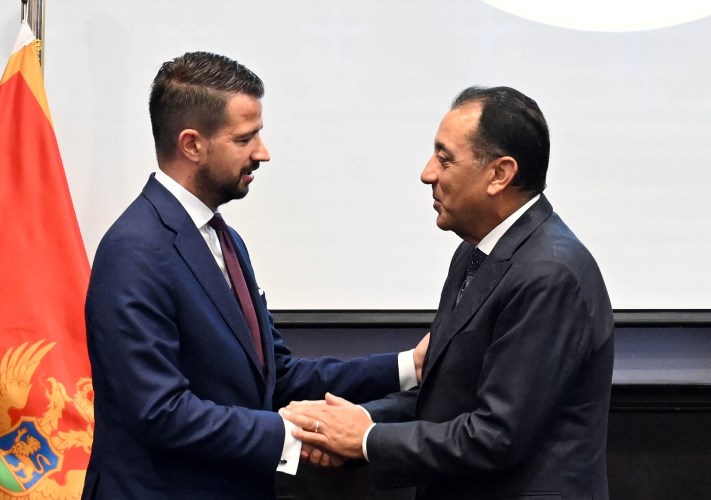  رئيس مجلس الوزراء مستقبلًا رئيس جمهورية الجبل الأسود