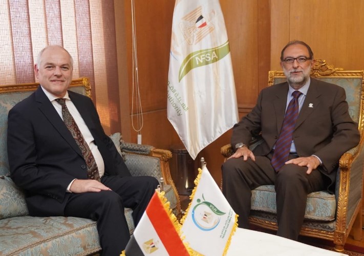 الدكتور طارق الهوبي 