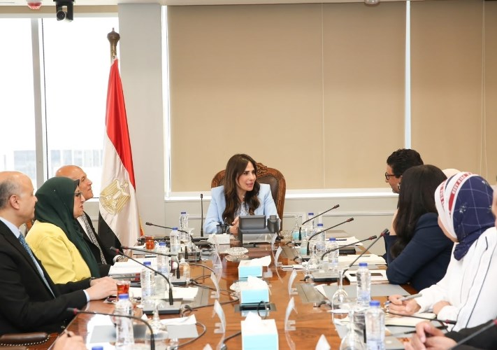 وزيرة الإسكان في اجتماع مع مؤسسة التمويل الدولية