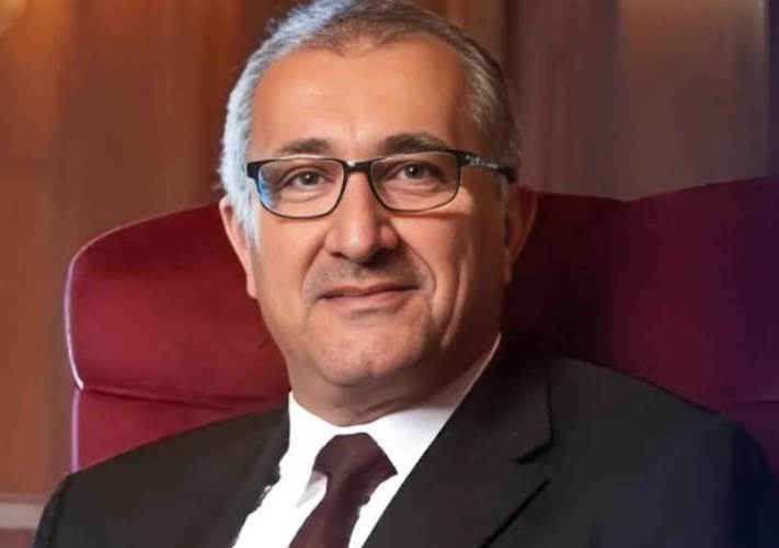 علاء مكادي 